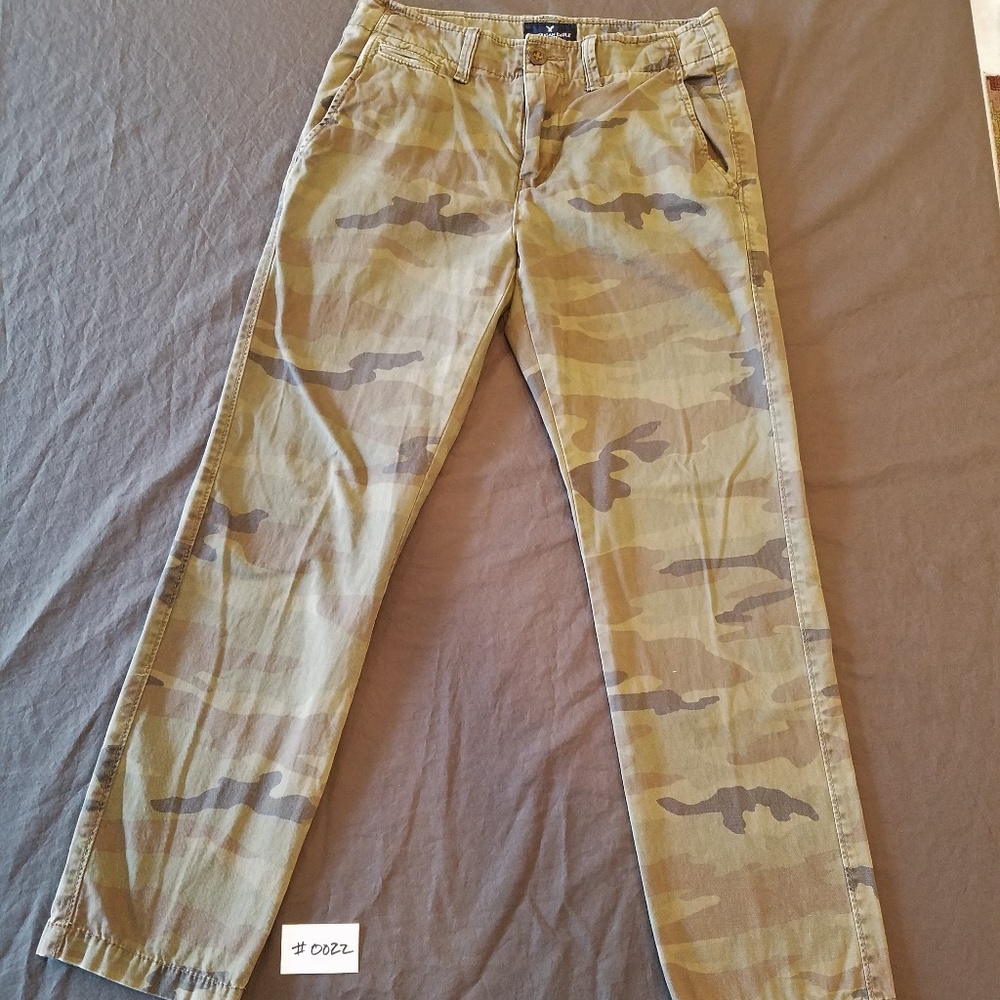 American Eagle Outfitters Camo Slim Straight Chino